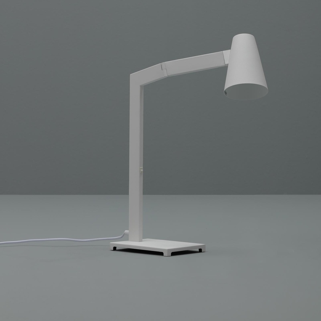 Lampada da tavolo con paralume in metallo bianco 42x15x60,5h cm