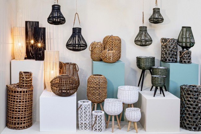 Lanterna Belem nero con manico in bamboo