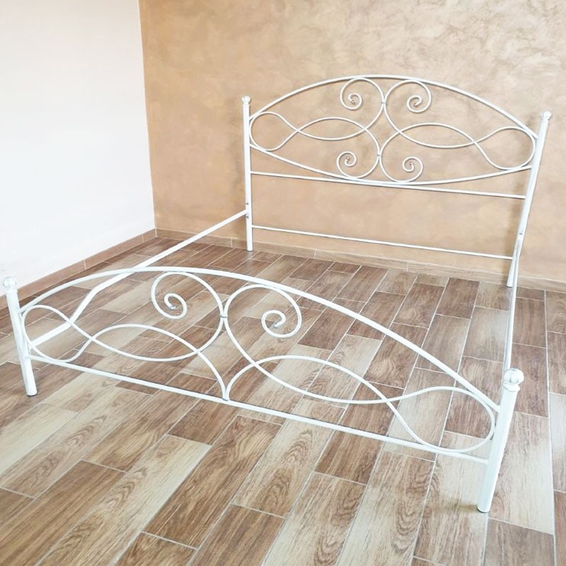 Letto matrimoniale in ferro battuto con pediera Bianco Argento NARCISO 170x202x h131,5 cm