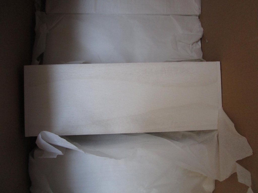 Albero resina con fiori rosso cm13x13h47,5