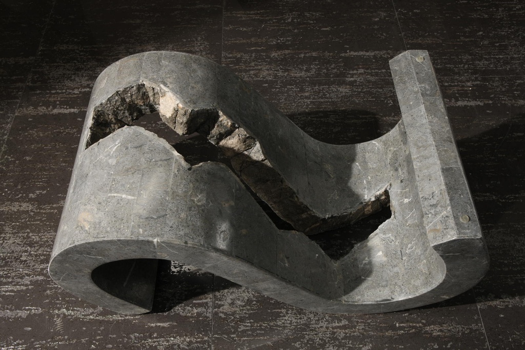 Tavolino trasparente-grigio 70 cm x 120 cm H. 36 cm