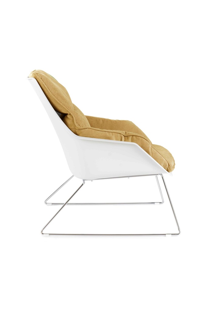  Poltrona in polipropilene giallo 85 cm x 74 cm H. 86 cm - Samnite