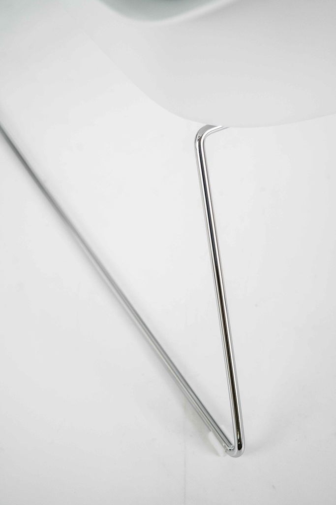  Poltrona in polipropilene grigio chiaro 85 cm x 74 cm H. 86 cm - Samnite