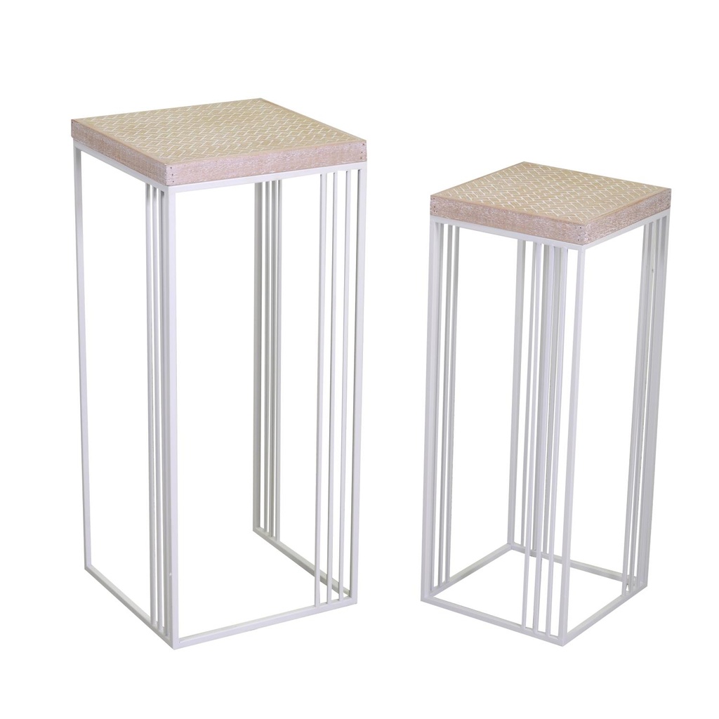 Squared white Lucilla 1-2 metal post cm32x32h73